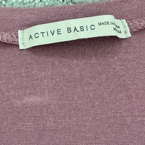 Tshirt - Picture 3 of 5